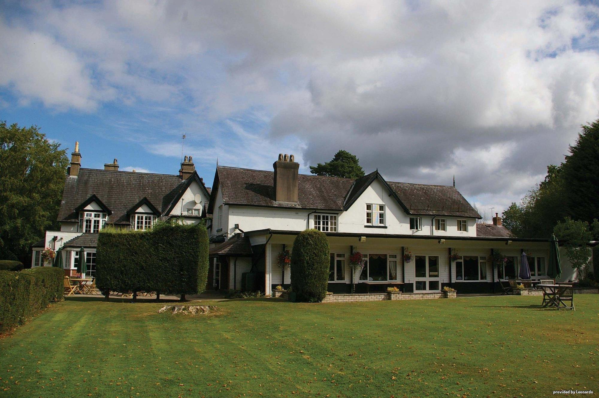 Cross Lanes Hotel Wrexham Exterior photo