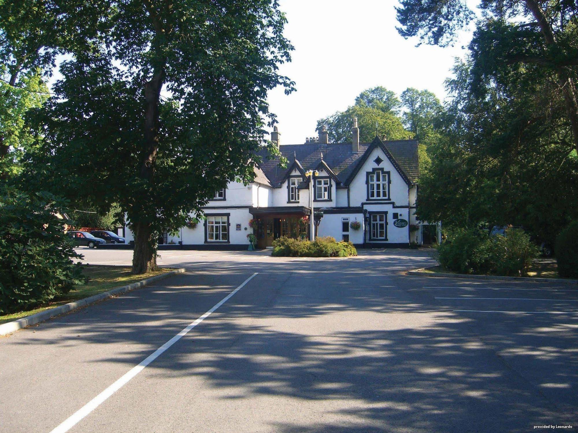 Cross Lanes Hotel Wrexham Exterior photo